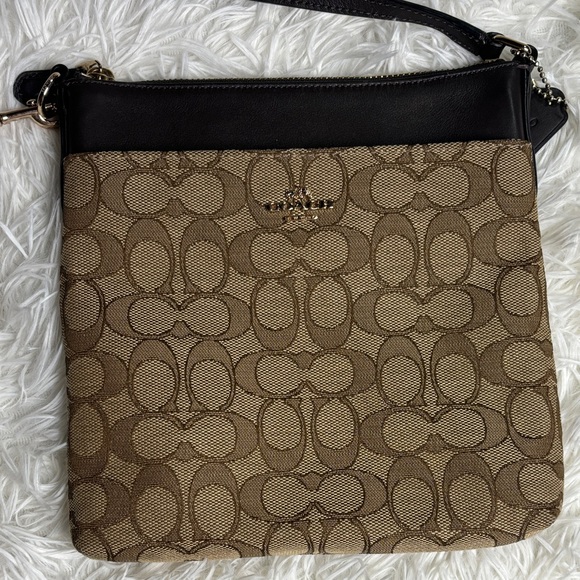 Coach Tan and Brown Crossbody Bag - Picture 2 of 12